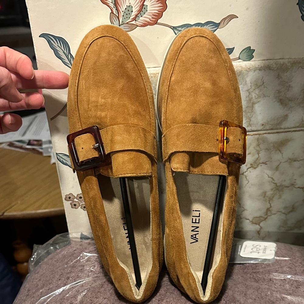 Vaneli Women’s Jakeen Brown/tan Suede Loafers with Buckle. Brand new size 9